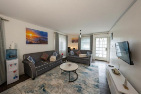 Arabella Luxe Near Waterfront Mall - Karen